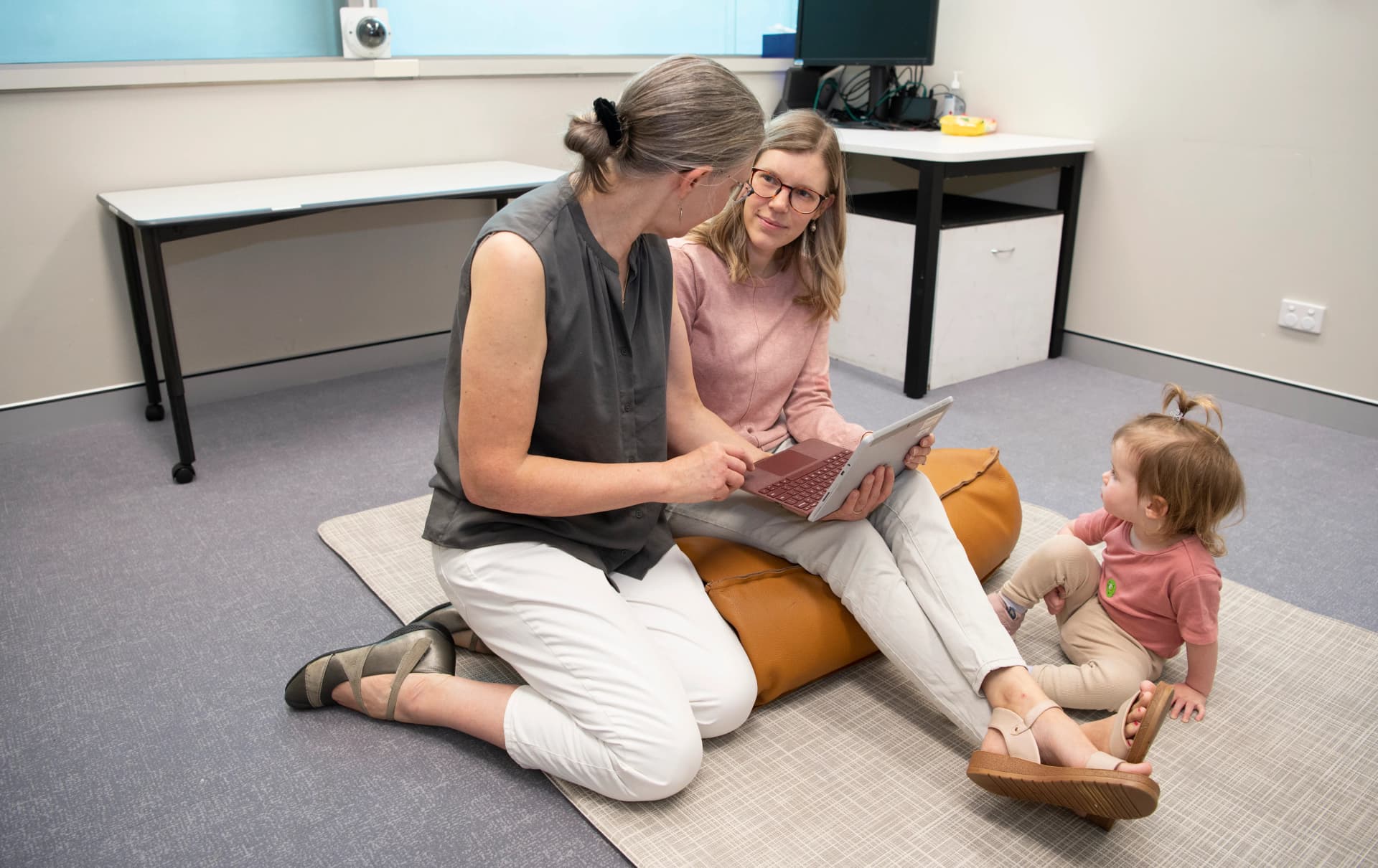 inklings practitioner talking with caregiver